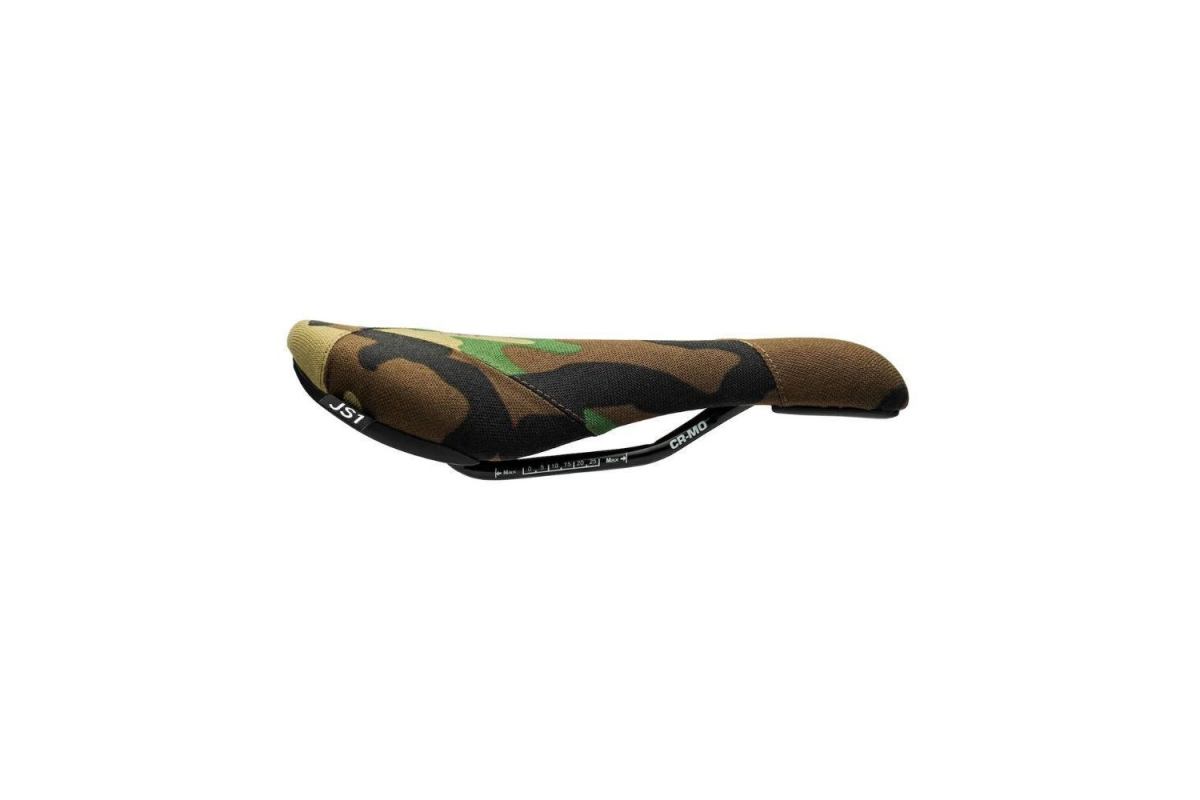 1_selle-title-js1-camo